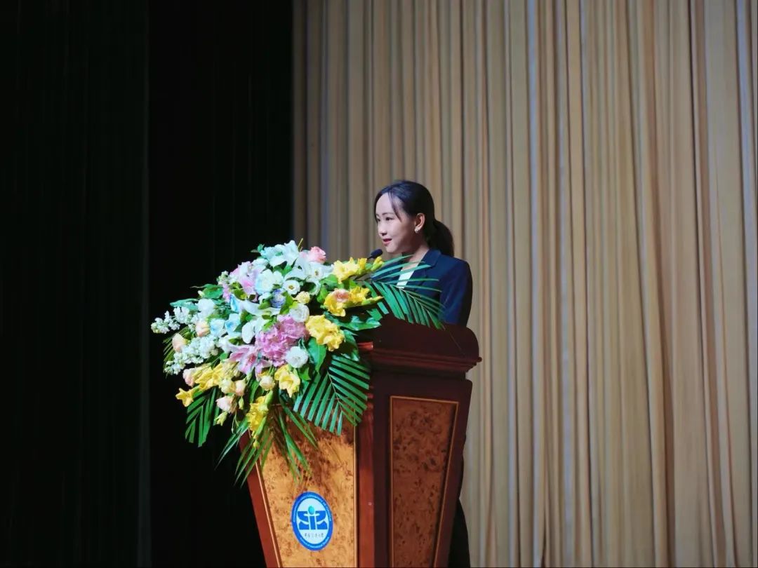 外国语言文化学院2022级新生开学典礼举行